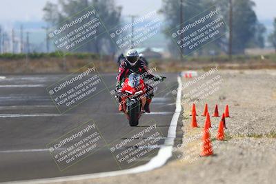 media/Sep-20-2025-TrackDaz (Sat) [[27f0cde673]]/A Group/2pm (Turn 9)/